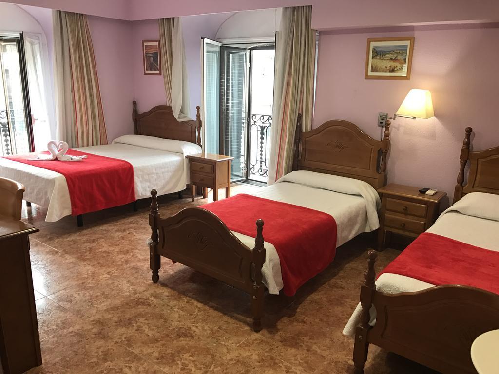 Madrid Playa Rooms Екстер'єр фото