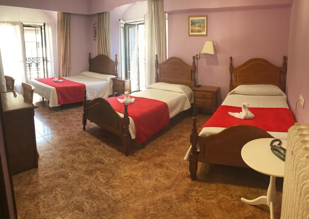 Madrid Playa Rooms Екстер'єр фото