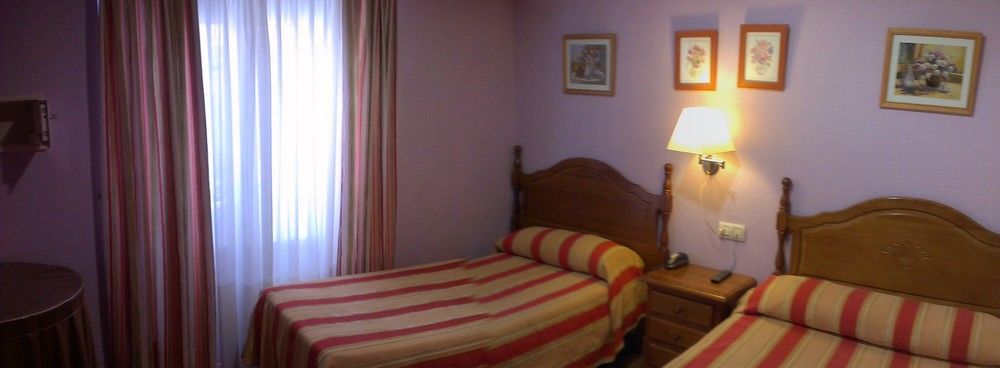 Madrid Playa Rooms Екстер'єр фото