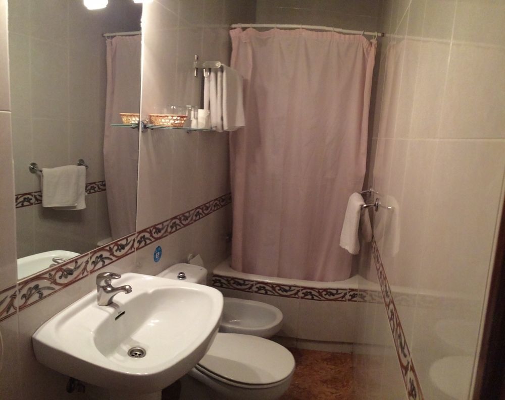 Madrid Playa Rooms Екстер'єр фото