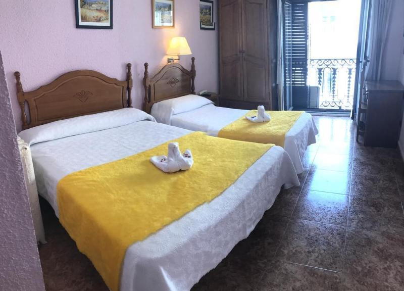 Madrid Playa Rooms Екстер'єр фото